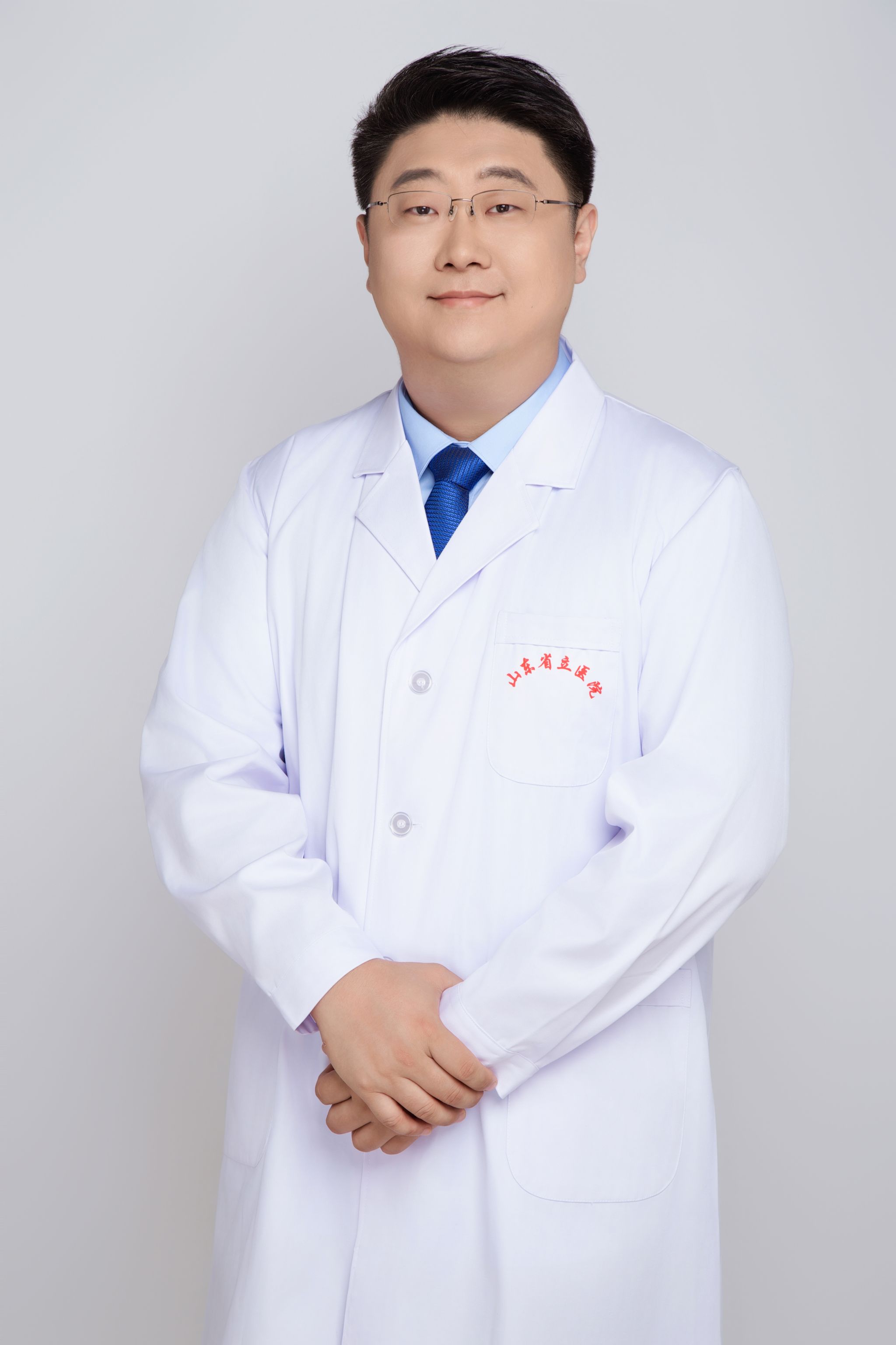 李毅